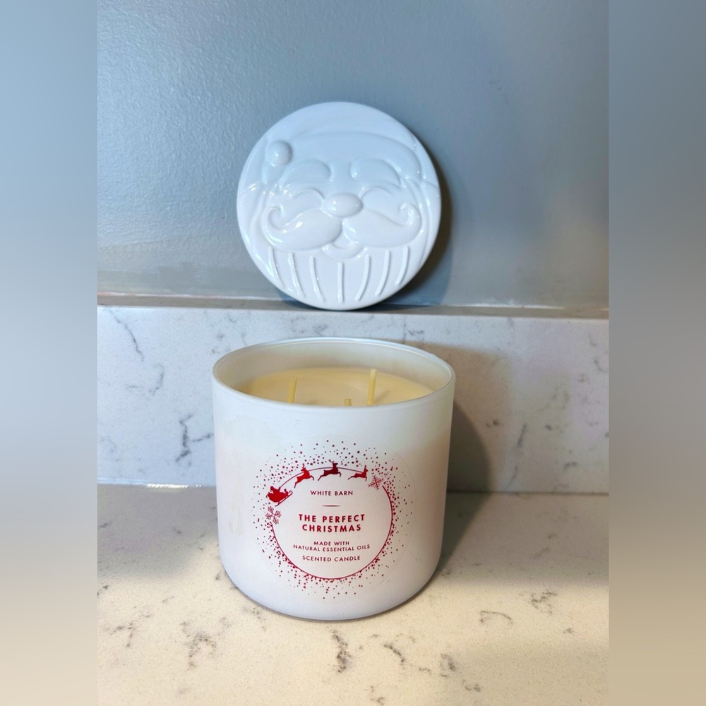 Bath and Body Works candle